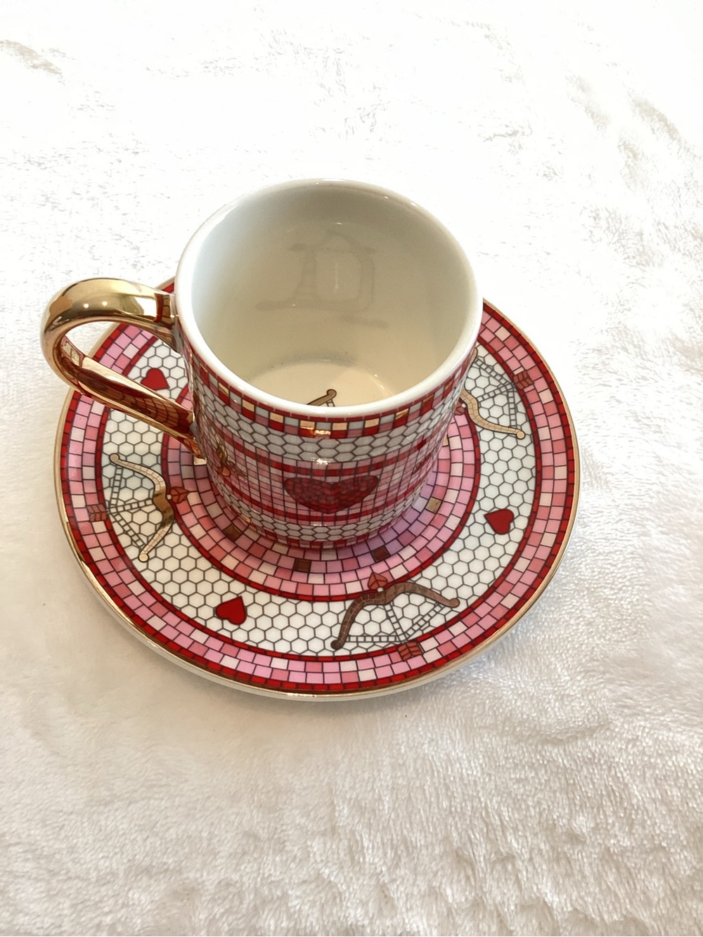 Anthropologie Bistro Espresso Cup Saucer 24KT Tile Stoneware Heart Bow & Arrow - Picture 9 of 14